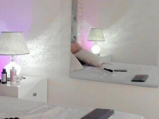 Leiza Thompson — Flirt4free recorded stream image, 09.02.2026 16:10