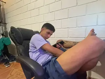 Max_TheHorseDick — Stripchat recorded stream image, 09.02.2026 23:10