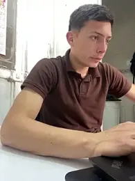 santiObrero — Stripchat recorded stream screenshot (10 Feb 2026)