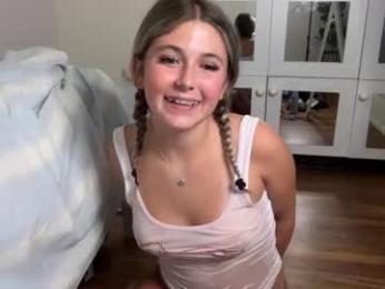 missemelia7 — Chaturbate recorded stream screenshot (11 Feb 2026)