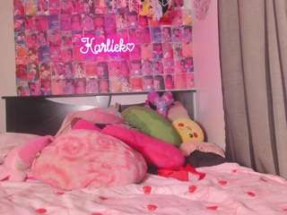 karliekayozz — Camsoda recorded stream image, 05.03.2025 01:30