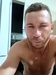 RobertoLuiz84 — Stripchat recorded stream image, 13.02.2026 01:40