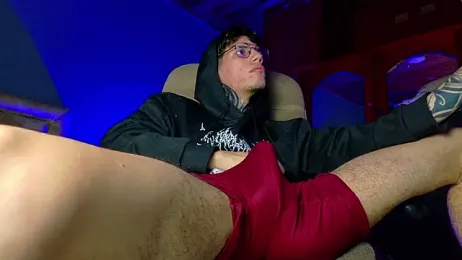 david_huge — Stripchat recorded stream screenshot (13 Feb 2026)