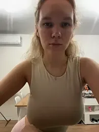 Ketitull — Stripchat recorded stream screenshot (13 Feb 2026)