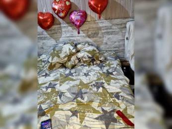 SweetCoople — Bongacams recorded stream image, 15.02.2026 05:30