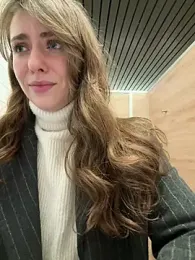 MariiD — Stripchat recorded stream screenshot (15 Feb 2026)