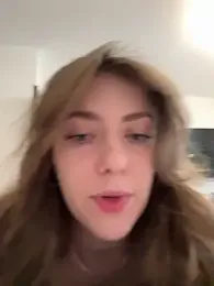 MariiD — Stripchat recorded stream screenshot (15 Feb 2026)