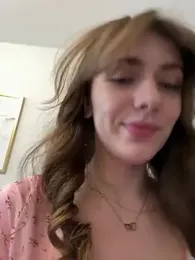 MariiD — Stripchat recorded stream screenshot (15 Feb 2026)