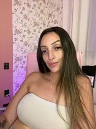 BelleLouiseVp — Stripchat recorded stream screenshot (15 Feb 2026)