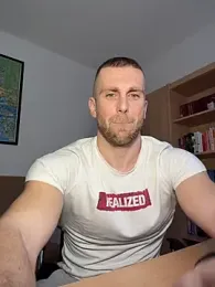 trainwithme — Stripchat recorded stream image, 16.02.2026 10:00