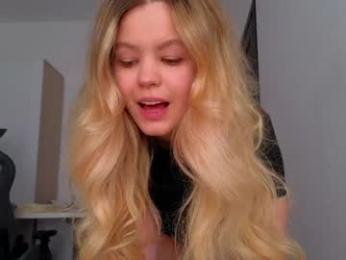 dianaholiday — Chaturbate recorded stream image, 16.02.2026 13:50
