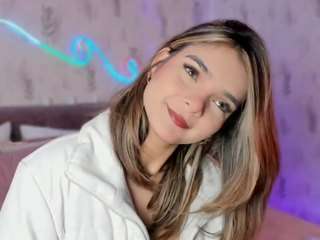 emyliesander — Camsoda recorded stream image, 16.02.2026 11:40