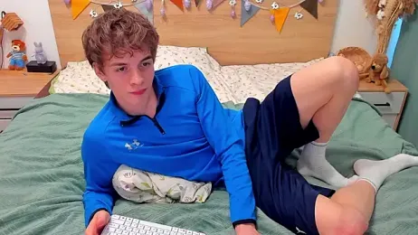 Fandi_777 — Stripchat recorded stream screenshot (17 Feb 2026)