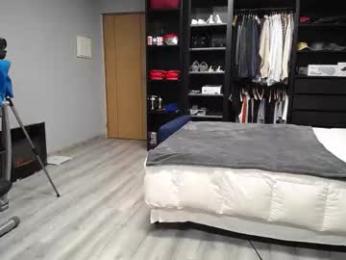 latino23bom — Chaturbate recorded stream screenshot (17 Feb 2026)