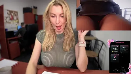 legsLONG — Stripchat recorded stream image, 31.01.2025 07:40