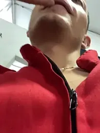 santiObrero — Stripchat recorded stream screenshot (17 Feb 2026)