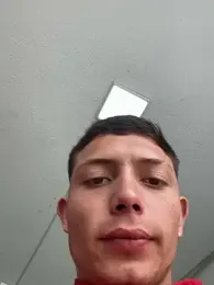 santiObrero — Stripchat recorded stream screenshot (17 Feb 2026)