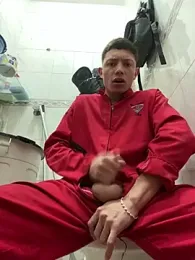 santiObrero — Stripchat recorded stream screenshot (17 Feb 2026)