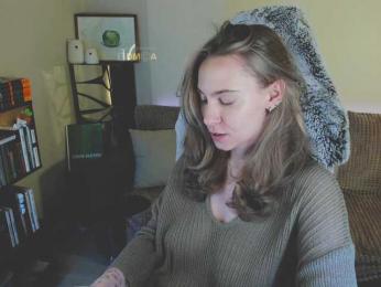 Adamova_Eva — Bongacams recorded stream screenshot (05 Mar 2025)