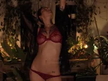 effylowell_ — Chaturbate recorded stream image, 18.02.2026 01:30