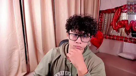 AkazaBoy_ — Stripchat recorded stream screenshot (18 Feb 2026)