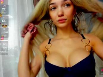 sassyt33n — Chaturbate recorded stream screenshot (18 Feb 2026)