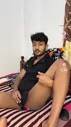 ShayanLK — Stripchat recorded stream image, 18.02.2026 08:50