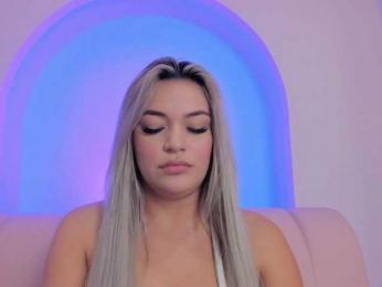 milaowens — Bongacams recorded stream screenshot (18 Feb 2026)