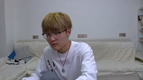 KK-cuteboy — Stripchat recorded stream image, 18.02.2026 11:10
