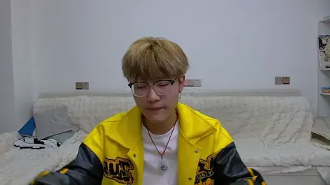 KK-cuteboy — Stripchat recorded stream image, 18.02.2026 11:10