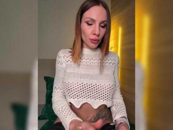 JuliaDragon — Bongacams recorded stream screenshot (18 Feb 2026)