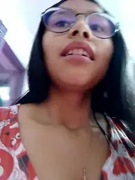 SofieLove_01 — Stripchat recorded stream image, 19.02.2026 07:50