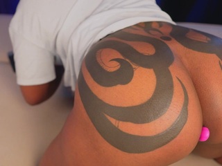 melody-blossom — Camsoda recorded stream screenshot (19 Feb 2026)