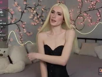 kris_mon — Chaturbate recorded stream image, 19.02.2026 13:00