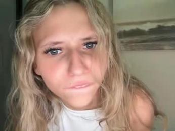 anyaa777 — Chaturbate recorded stream screenshot (19 Feb 2026)