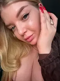 OdriOlsens — Stripchat recorded stream screenshot (20 Feb 2026)