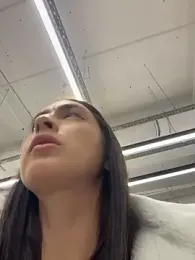 Holly_Play — Stripchat recorded stream image, 20.02.2026 12:00