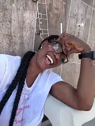 Bustykeyla — Stripchat recorded stream screenshot (20 Feb 2026)