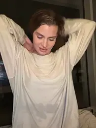 EmiliaCatalina — Stripchat recorded stream image, 22.02.2026 00:50