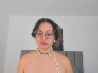 nataliepeterson — Camsoda recorded stream image, 22.02.2026 18:10