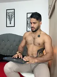 Maximiliano_ford — Stripchat recorded stream image, 23.02.2026 10:30
