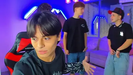 Houseofwarrios — Stripchat recorded stream screenshot (24 Feb 2026)