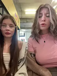 mmelicious — Stripchat recorded stream screenshot (26 Feb 2026)