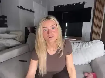 meggsworld — Stripchat recorded stream image, 26.02.2026 16:50
