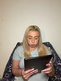 Strongqueen — Stripchat recorded stream screenshot (26 Feb 2026)