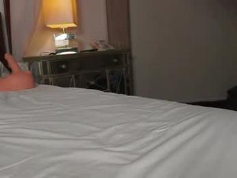 katyerave — Chaturbate recorded stream screenshot (27 Feb 2026)