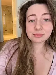 curvyflawless — Stripchat recorded stream screenshot (28 Feb 2026)