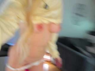 bella-sweeet — Camsoda recorded stream image, 28.02.2026 17:20