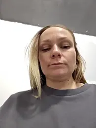 Bondgirl_013 — Stripchat recorded stream image, 28.02.2026 18:10