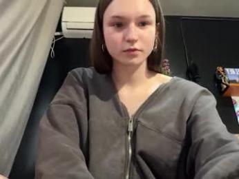 nloraaa — Chaturbate recorded stream image, 01.03.2026 08:20